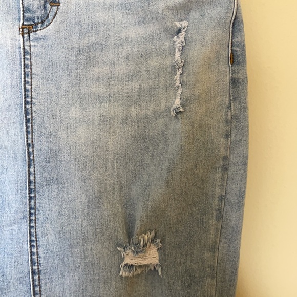 COPY - Evy’s Tree Light Distressed Wash The Denim Skirt - Picture 2 of 5